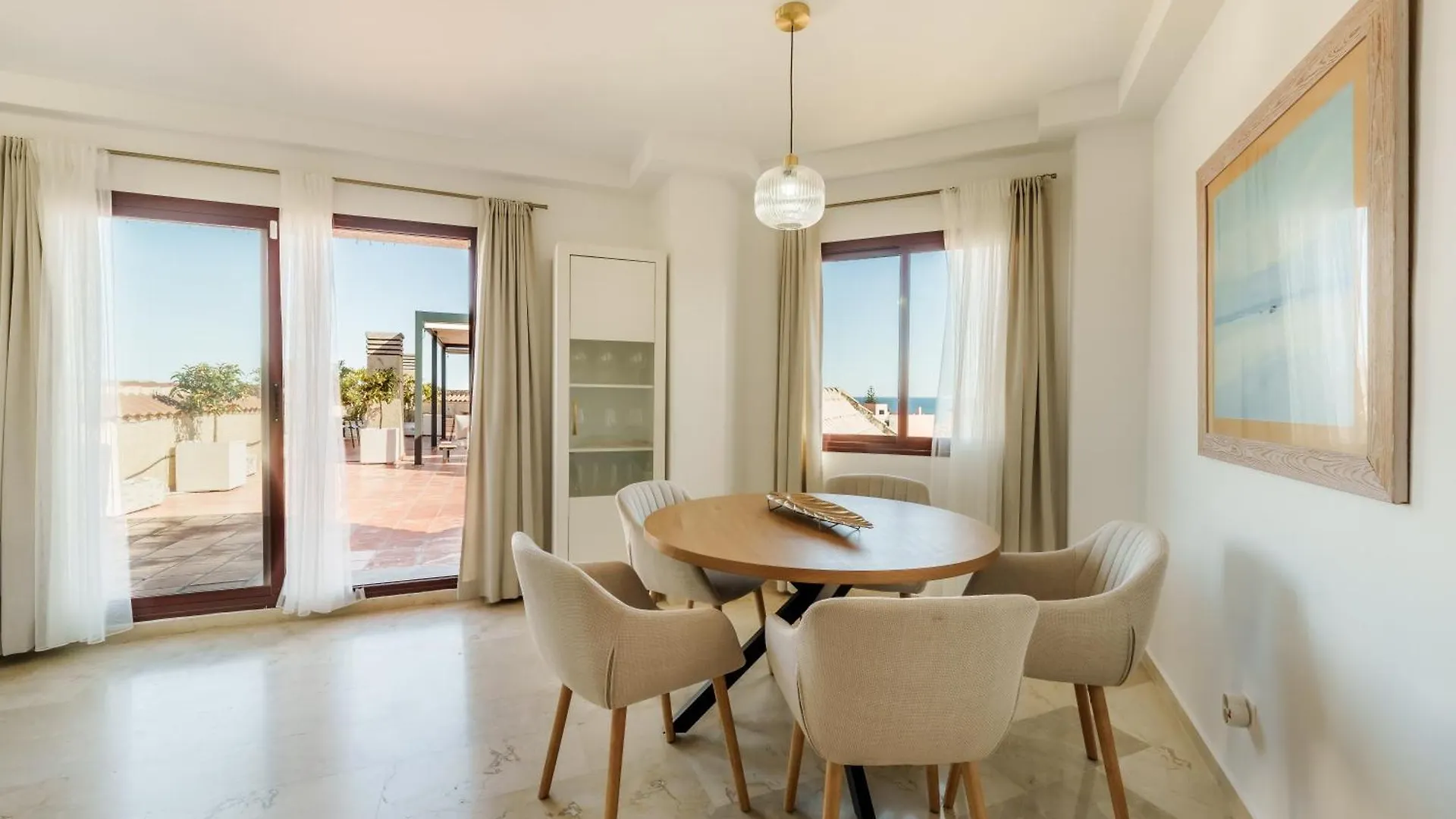 마닐바 Orange Garden Luxury Penthouse 아파트